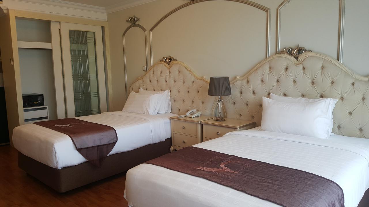 Lk Noble Suite Патая Екстериор снимка
